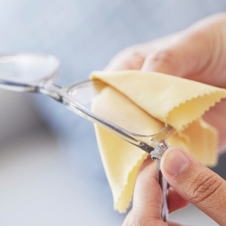 cuidados com os oculos manutencao